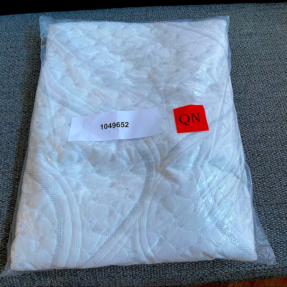 New in Package-Queen Mattress Cover